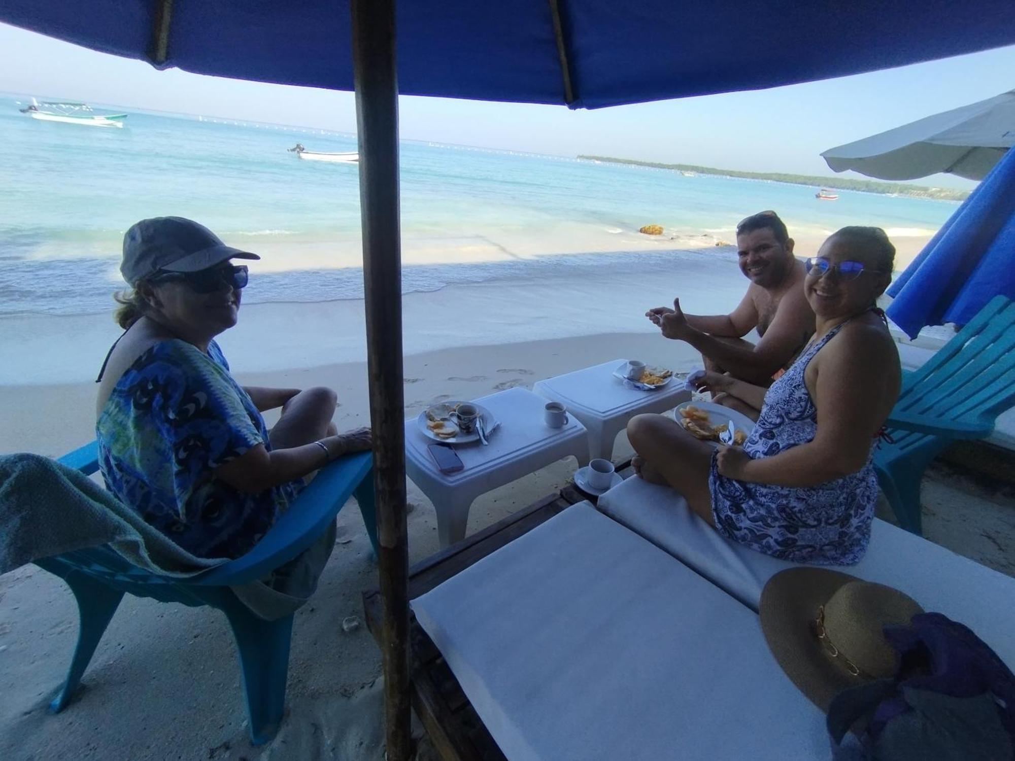Hostal Lamar Baru Donde Gertrudis Playa Blanca Luaran gambar